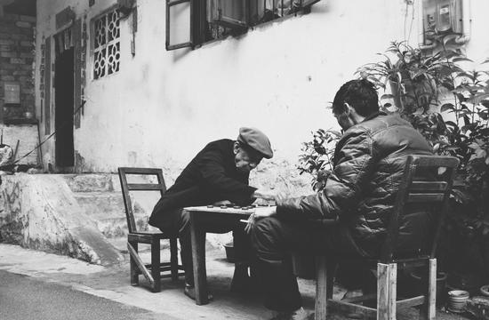 新浪博主:@我是小艾啦啦啦啦啦