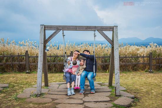 韩国唯一的平地火山口,漫山遍野的芒花风中摇