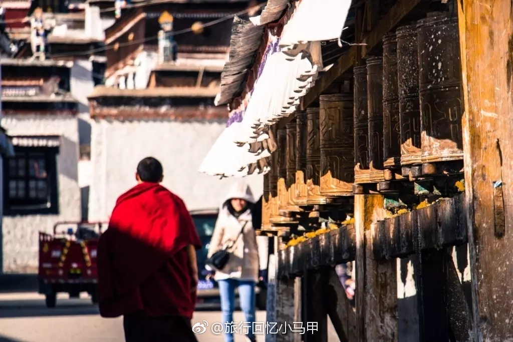 扎什伦布寺的喇嘛