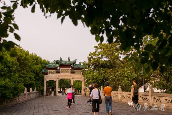 小时候的语文课,是不是这篇你背得最熟