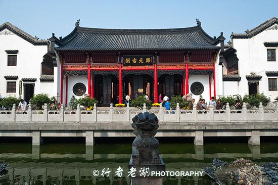 归元寺:游客为什么都要去这里数罗汉?