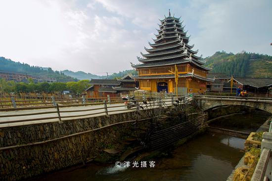 2018,在与世隔绝的<a data-cke-saved-href='http://travel.sina.com.cn/hunan-lvyou/?from=b-keyword' href='http://travel.sina.com.cn/hunan-lvyou/?from=b-keyword' target='_blank'>湖南</a>小山村里隐居,过传统的侗族新年