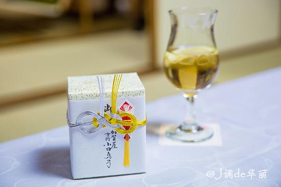 【<a data-cke-saved-href='http://travel.sina.com.cn/riben-lvyou/?from=b-keyword' href='http://travel.sina.com.cn/riben-lvyou/?from=b-keyword' target='_blank'>日本</a>】和仓温泉加贺屋,亲测连续35年蝉联<a data-cke-saved-href='http://travel.sina.com.cn/riben-lvyou/?from=b-keyword' href='http://travel.sina.com.cn/riben-lvyou/?from=b-keyword' target='_blank'>日本</a>第一的温泉旅馆