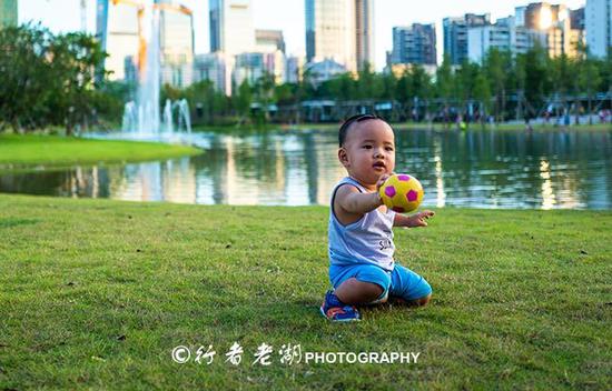 最美婚姻登记处,尚未开张,已带红一个都市小公园