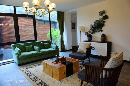 撩开薄雾与轻纱,发现雨雾中的别样<a data-cke-saved-href='http://travel.sina.com.cn/huzhou_moganshan_17666-lvyou/?from=b-keyword' href='http://travel.sina.com.cn/huzhou_moganshan_17666-lvyou/?from=b-keyword' target='_blank'>莫干山</a>,曼妙含蓄也生机盎然
