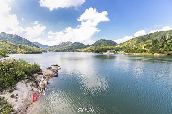 一湾活水绕青山,醉美不过湘江源